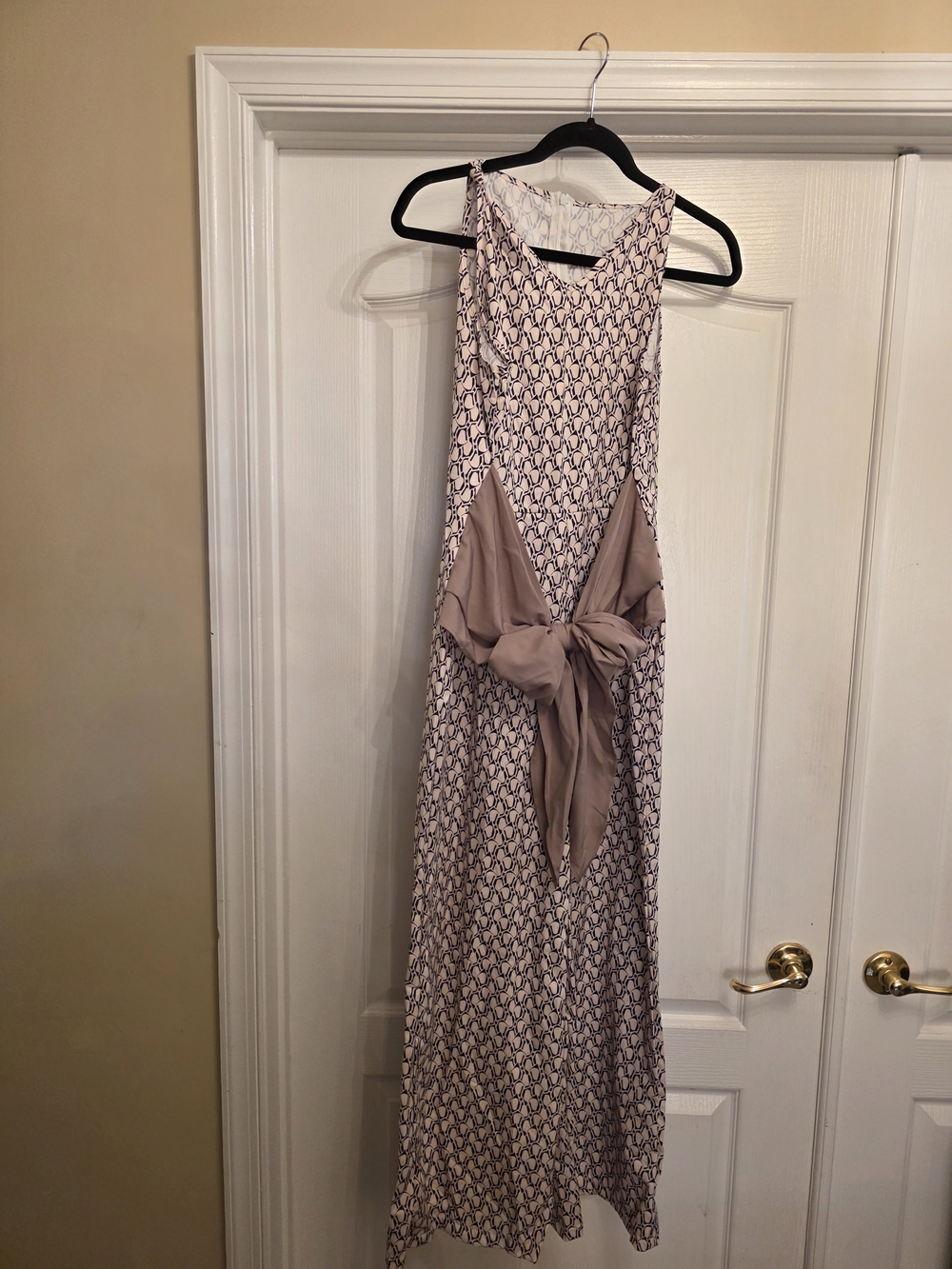 Sleeveless Printed Jumpsuit with Front Bow - Cream/Black